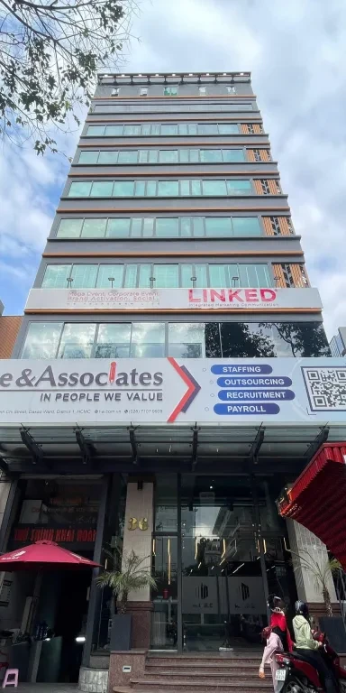 M.O.R.E Mạc Đĩnh Chi